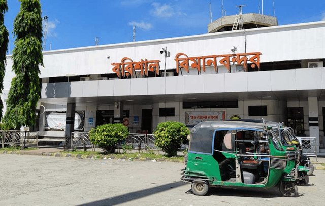 আকাশপথের যাত্রীদেরও টেনেছে পদ্মা সেতু : চাপ নেই বরিশাল বিমানবন্দরে