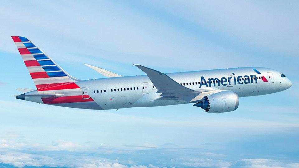 American Airlines shares fall on weak outlook for 1Q profit