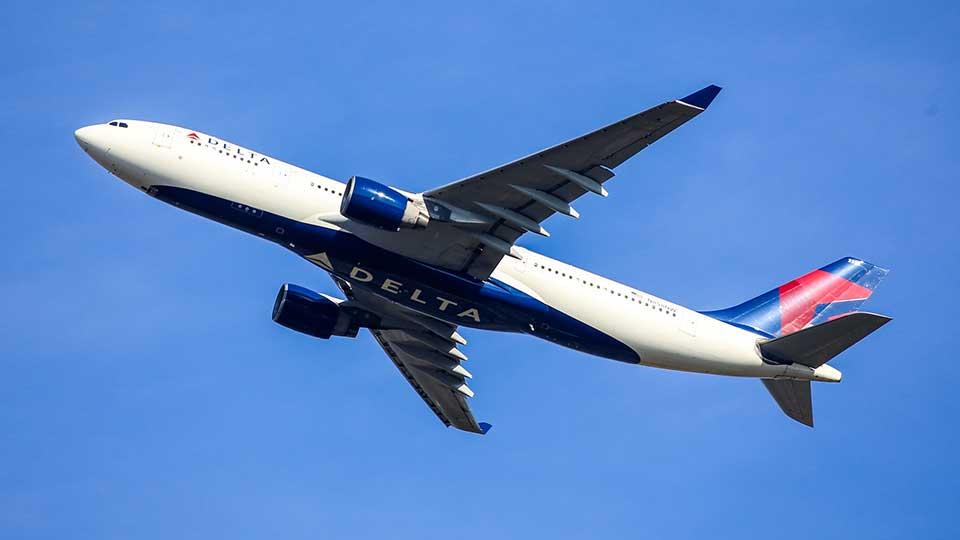Emergency slide falls off Delta flight in midair