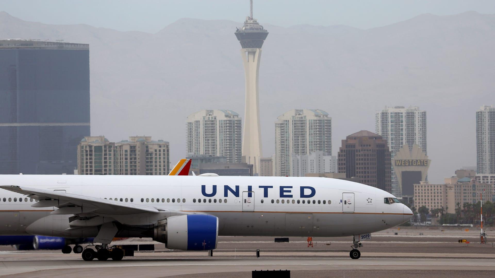Passengers & Crew hospitalised after flight turbulence