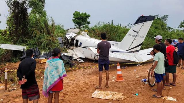 ব্রাজিলে উড়োজাহাজ বিধ্বস্ত, শিশুসহ নিহত ১২