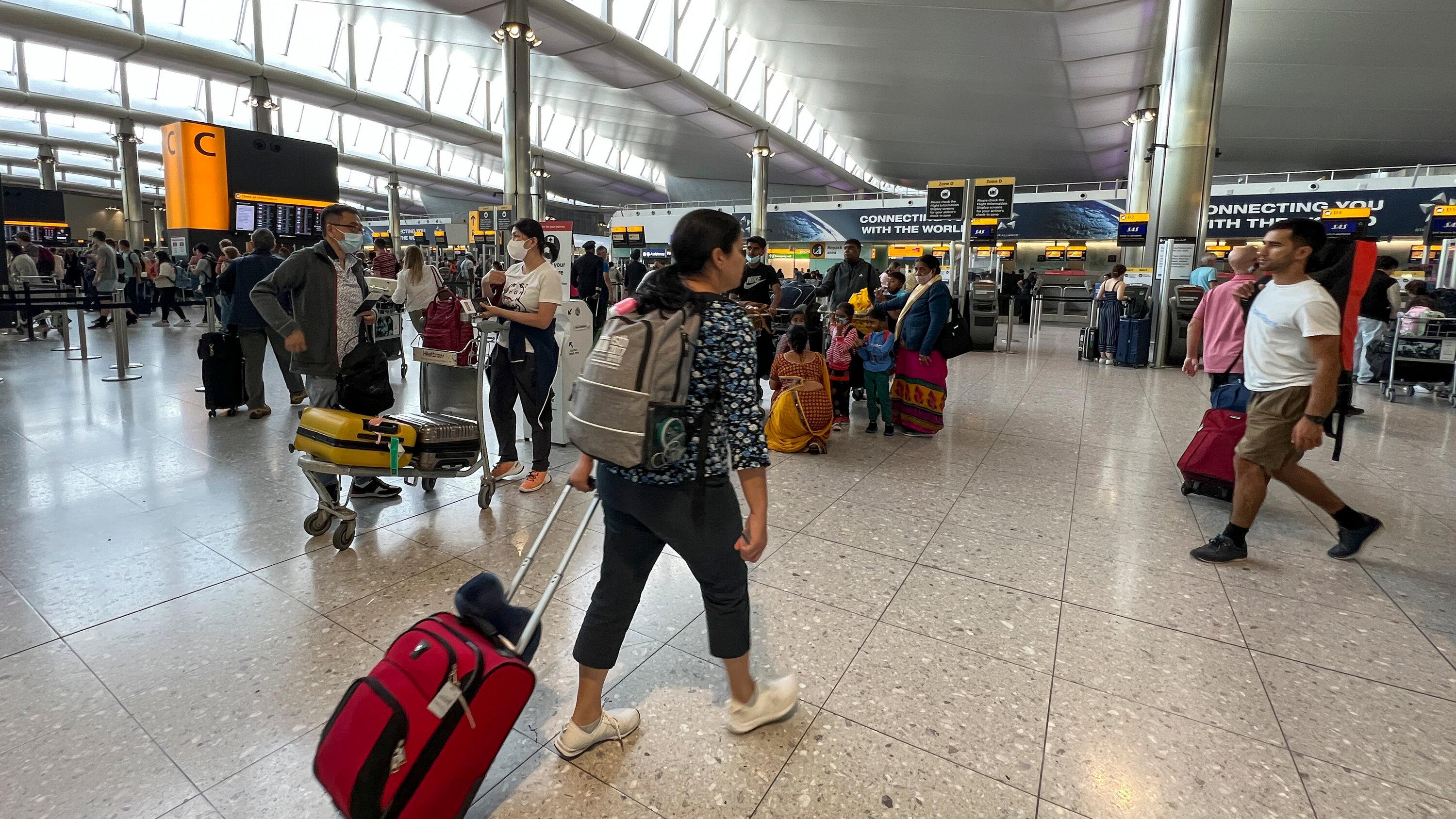 Heathrow to scrap passenger cap in late October