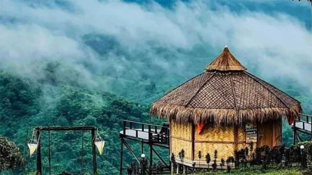 শীতের আমেজ : মেঘের রাজ্যে বাড়ছে পর্যটক সমাগম