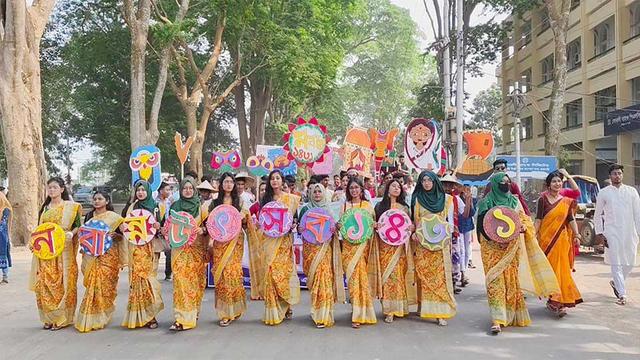 বর্ণাঢ্য আয়োজনে রাবিতে চলছে নবান্ন উৎসব
