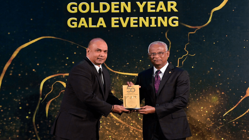 Emirates receives Maldives President’s Tourism Award