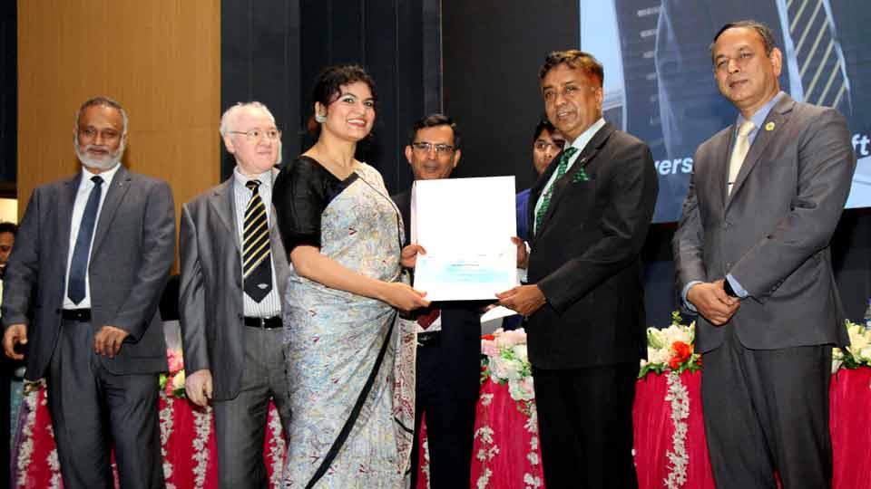 Civil Aviation Academy hands over certificates to trainees