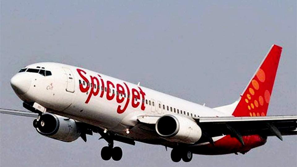 Patna-bound Spicejet flight diverted to Varanasi after tech glitch
