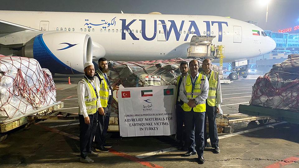 Kuwait Airways BD carries relief items to Turkey