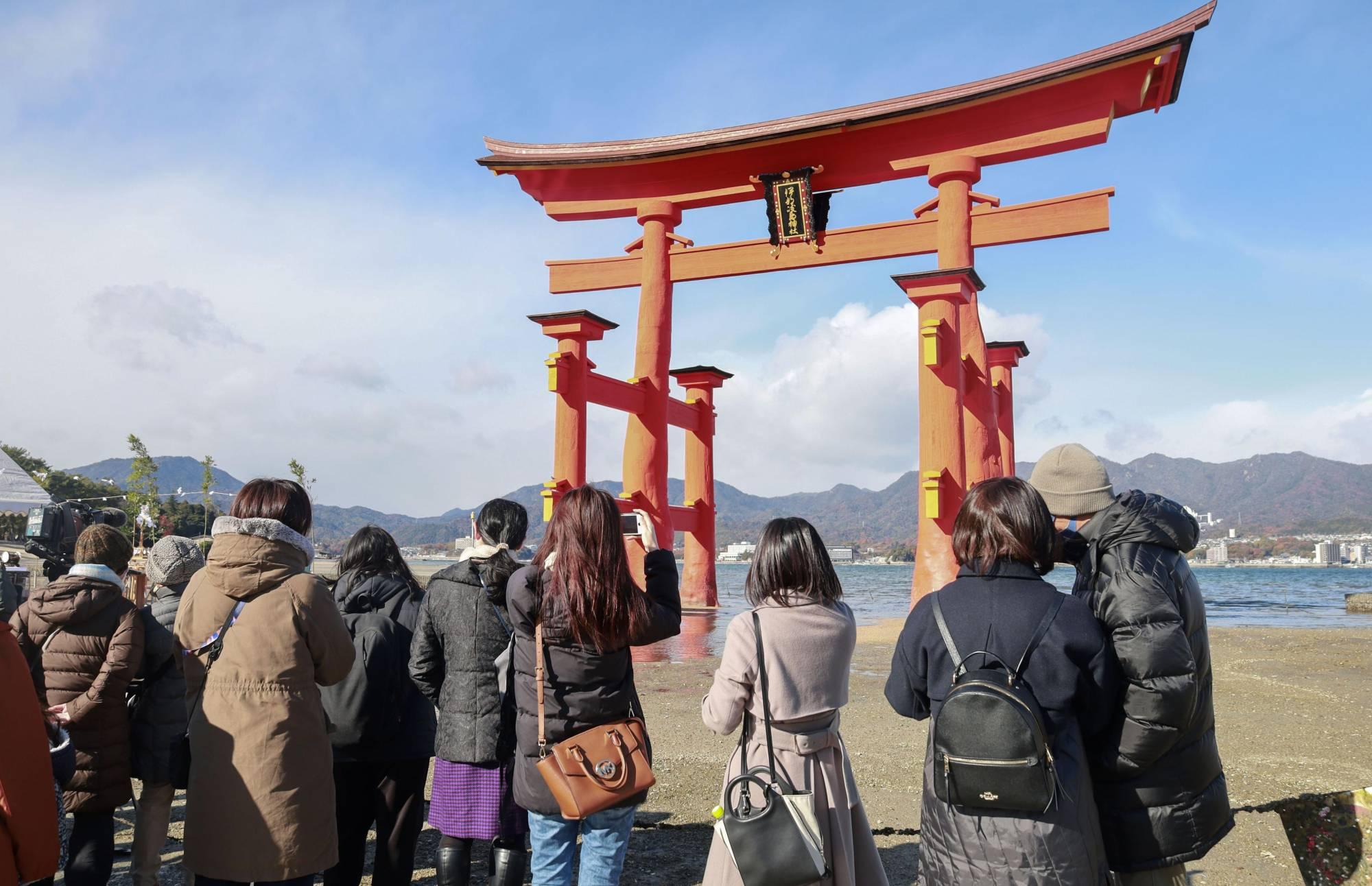 Japan restarts domestic travel discount program