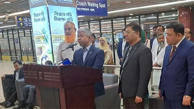 এয়ারক্র্যাফটের ভেতরে স্বর্ণ পাওয়া গেলে কঠোর ব্যবস্থা