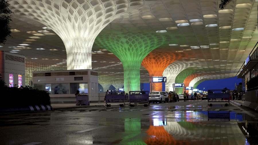 Mumbai airport opens renfurbished terminal for business jets