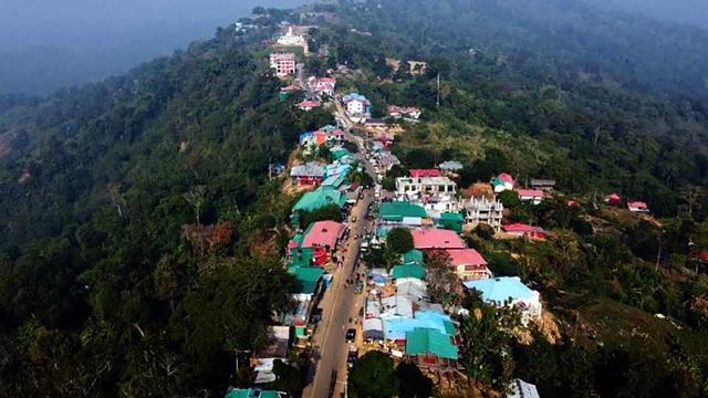 সাজেকে আটকা পড়েছে ৮ শতাধিক পর্যটক