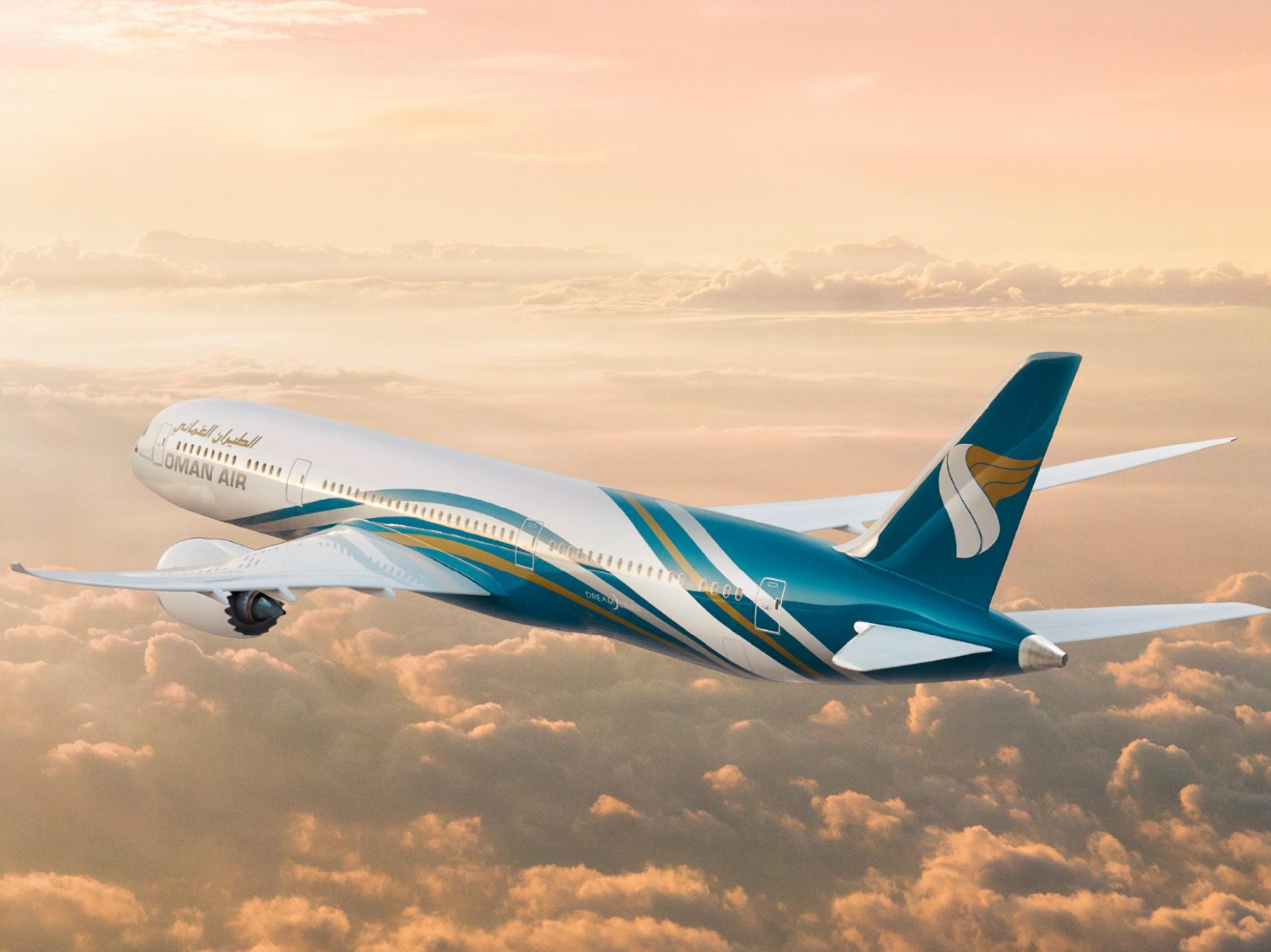 Oman Air wins triple crown at World Travel Awards 2022