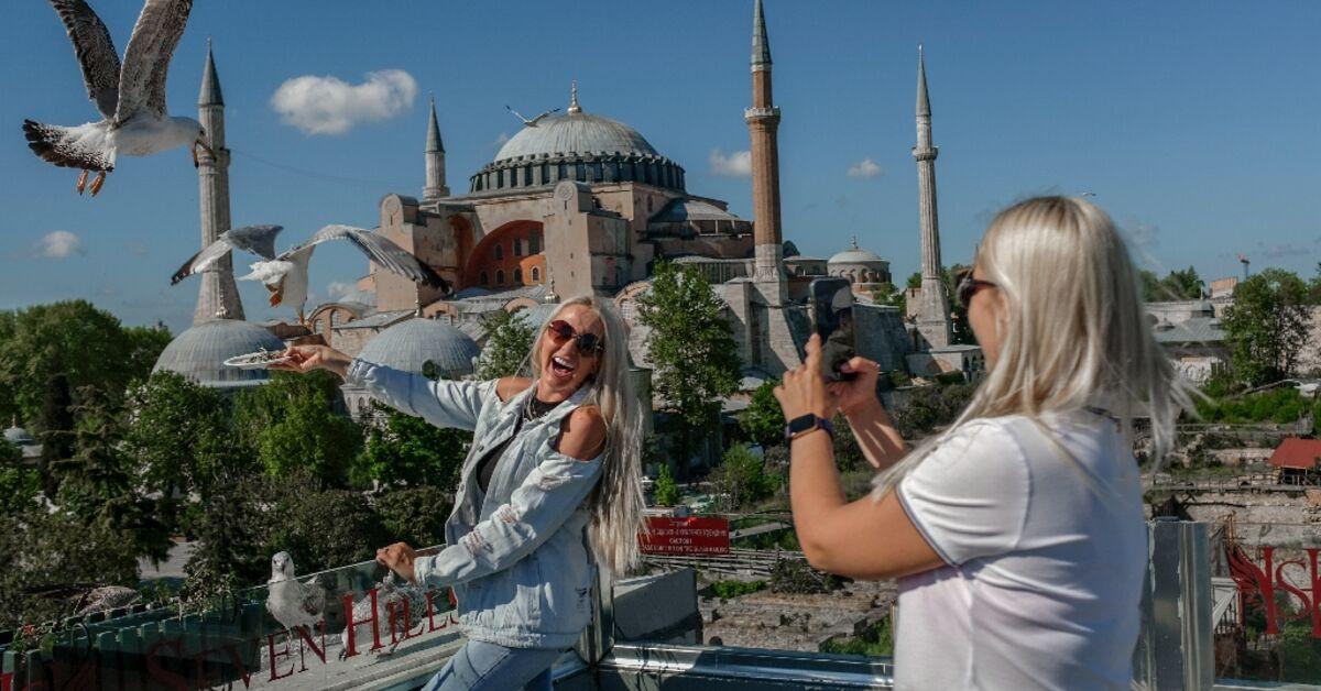 Ukraine war - Turkey and ME benefit from increased travel from Russia