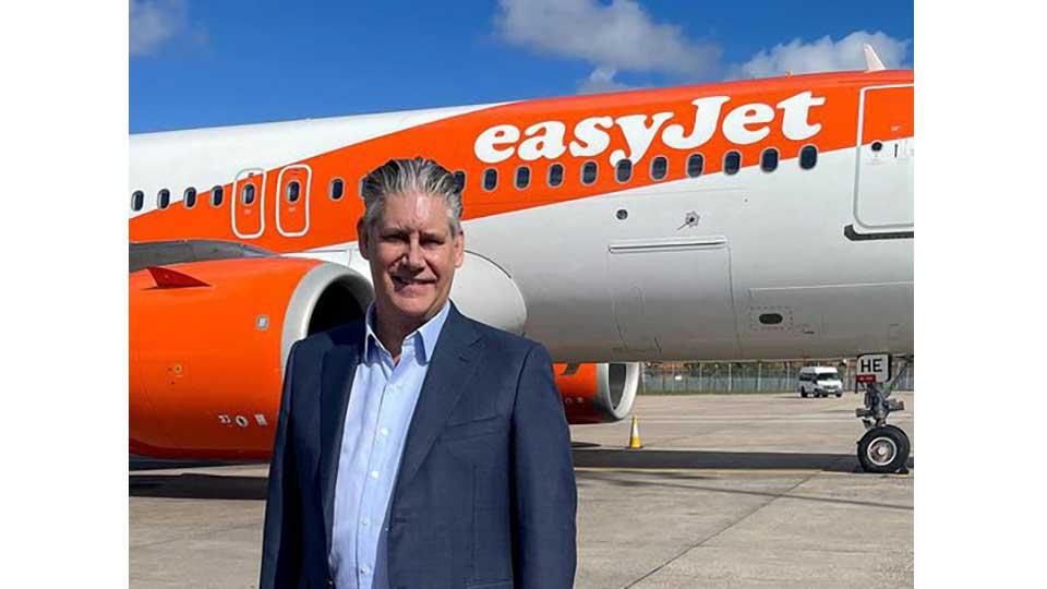 EasyJet CEO to step down next year