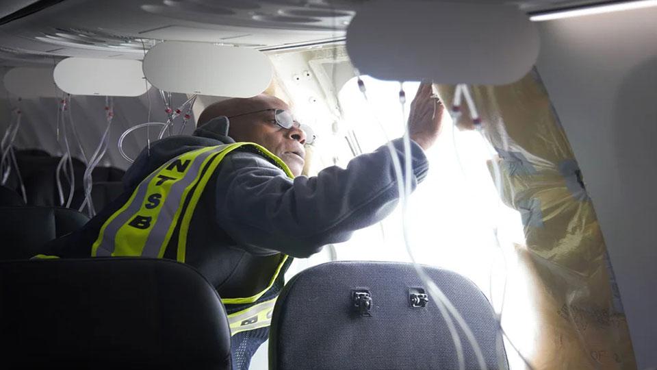 Alaska Airlines’ missing plane part found, FAA temporarily grounds B737 MAX 9s
