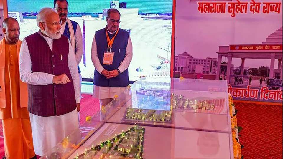 PM Modi launches15 airport projects